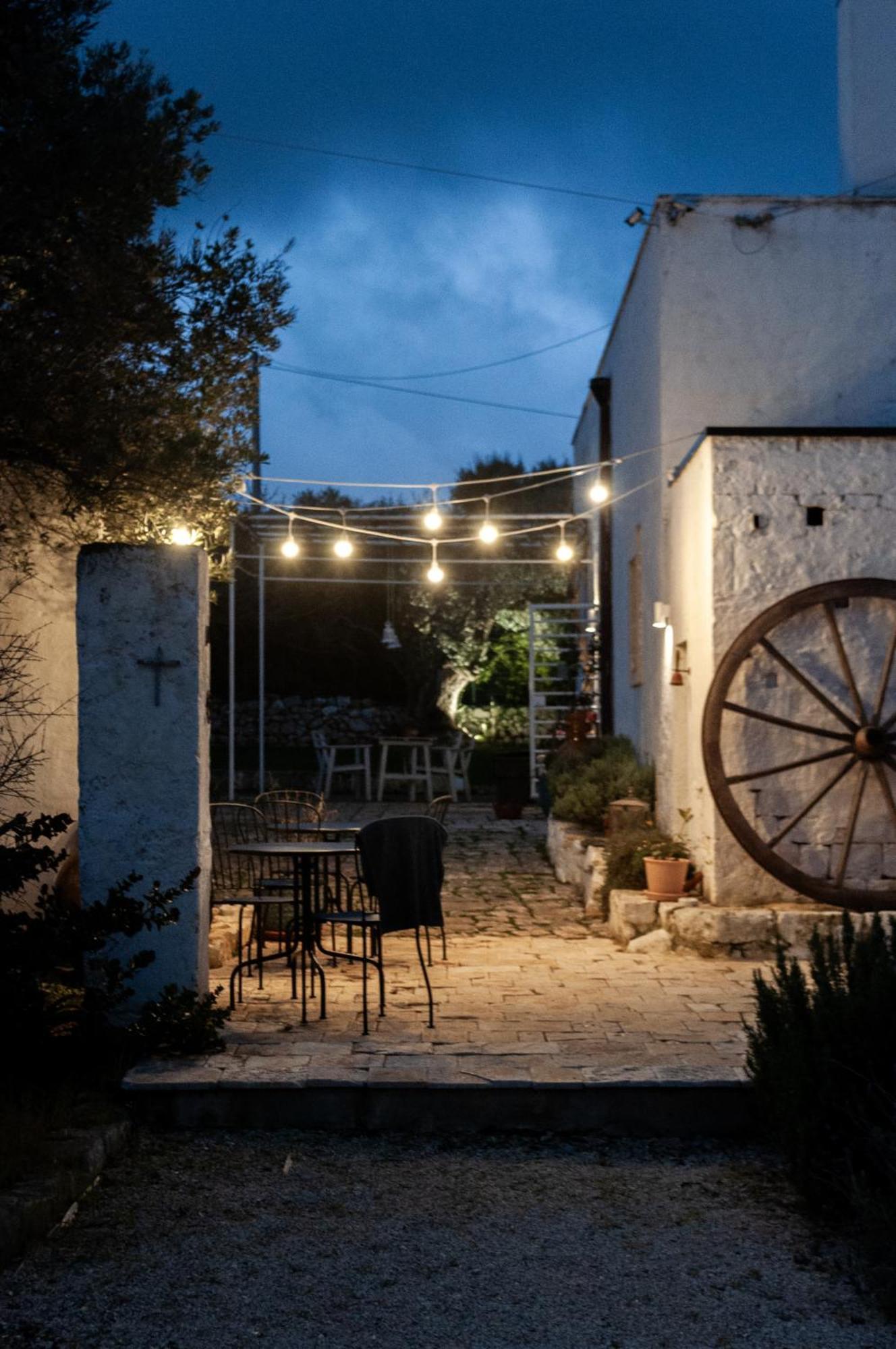 Casale Petrarolo Bed and Breakfast Monopoli Exteriör bild