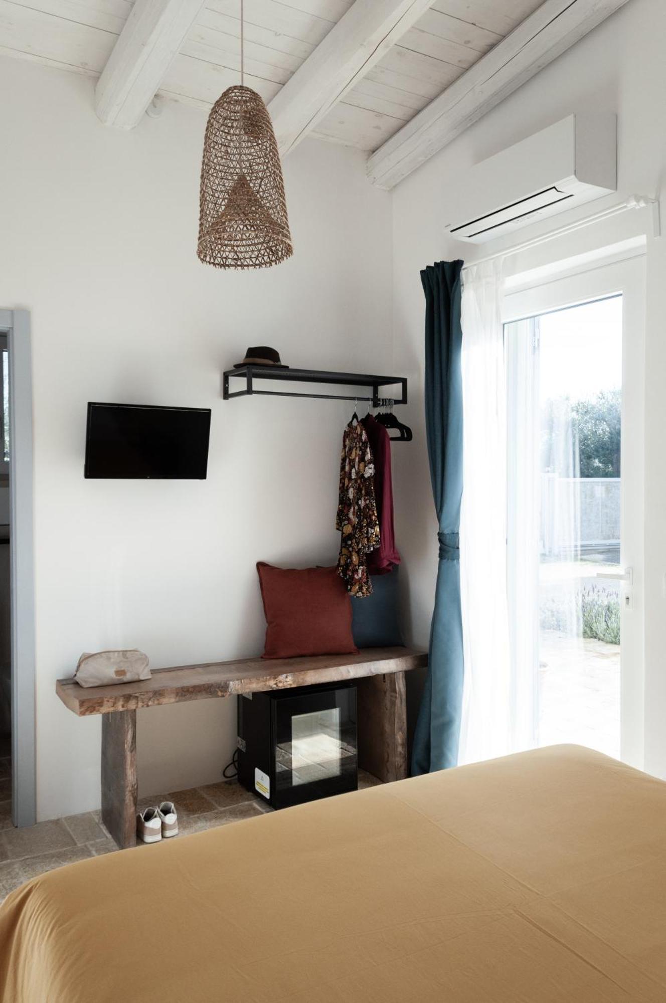 Casale Petrarolo Bed and Breakfast Monopoli Exteriör bild